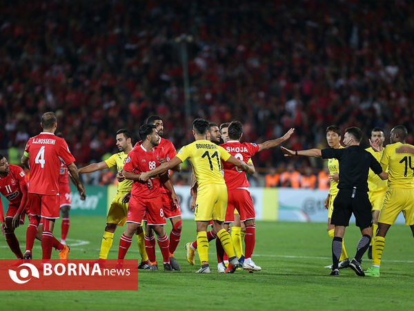 دیدار تیم های فوتبال پرسپولیس - السد