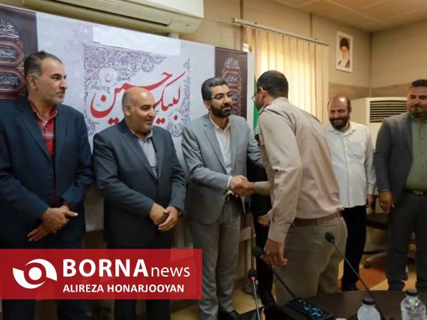 تجلیل از کارگران واحدهای تولیدی و صنعتی اروند