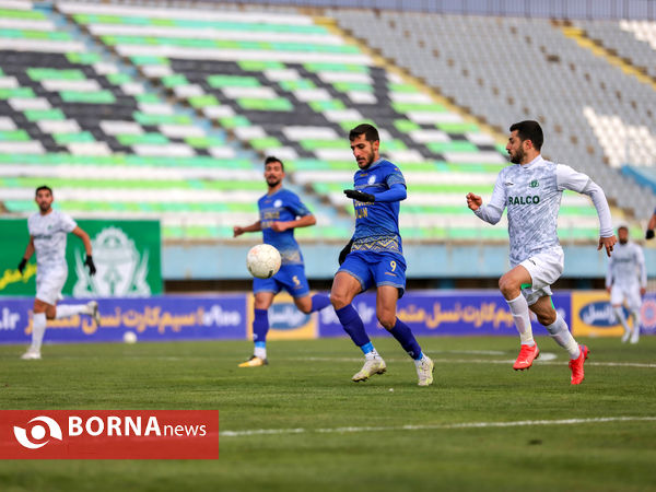 دیدار تیم های فوتبال آلومینیوم اراک- گل گهر سیرجان