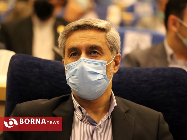 نشست هم اندیشی نظام مسائل استان همدان با حضور جوانان به ریاست استاندار