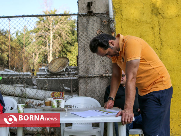 تمرین تیم فوتبال نفت تهران