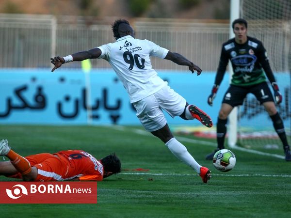 پرسپولیس ۲-سایپا ۰