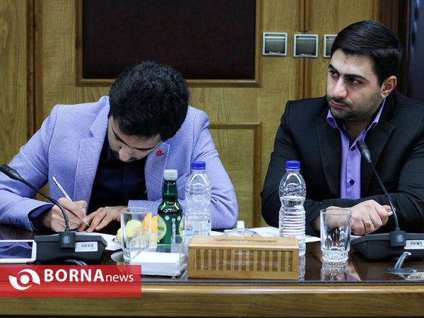 نشست وزیر ورزش و جوانان و معاون امور ساماندهی  امور جوانان با سازمانهای مردم نهاد ایلام و فارس