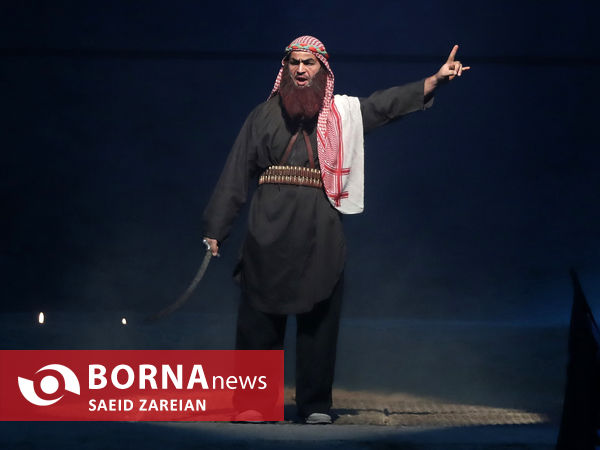 نمایش میدانی «تنهاتر از مسیح»