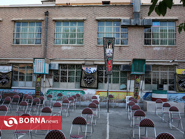 مراسم عزاداری روز عاشورا در دبیرستان دخترانه روشنگر