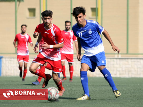 دیدار تیم های فوتبال امید استقلال- پرسپولیس