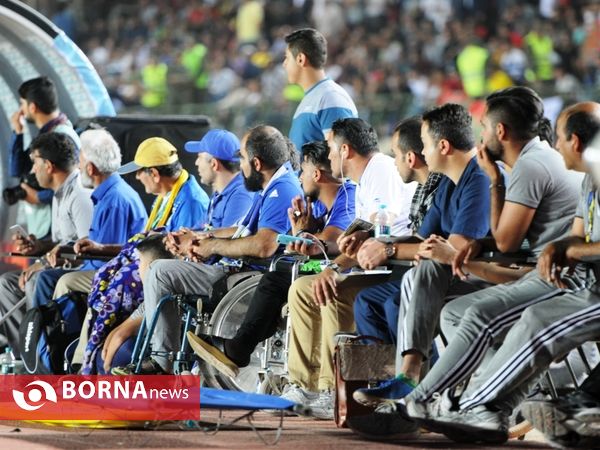 دیدار تیم های فوتبال استقلال- خونه به خونه بابل