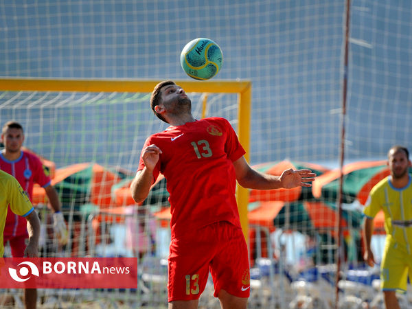 روز نخست رقابت های فوتبال ساحلی جام باشگاههای جهان
