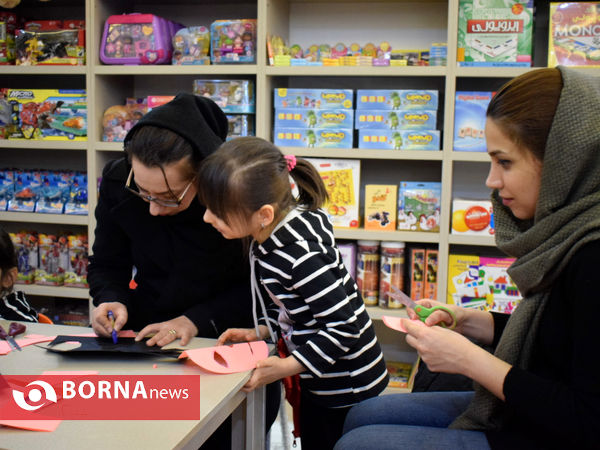 کارگاه شاهنامه‌خوانی گروه نونهالان همایون خبرگزاری برنا در شهر کتاب کرمانشاه