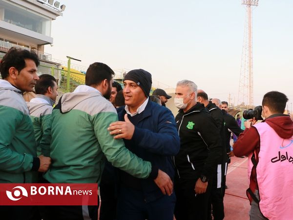 در حاشیه دیدار تیم های صنعت نفت - نفت مسجدسلیمان
