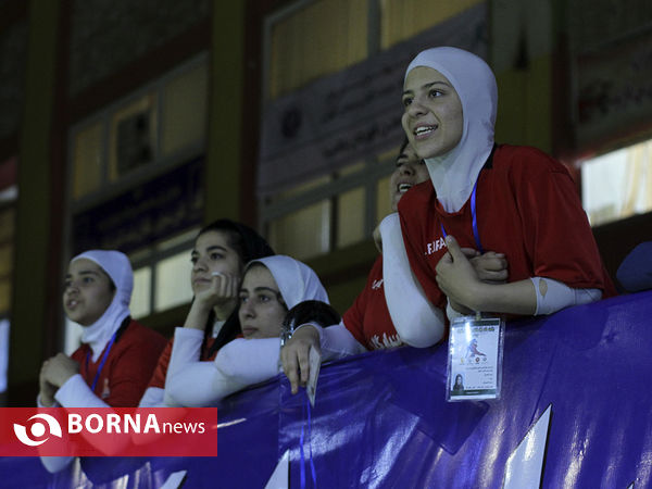 مسابقات کشتی کلاسیک دختران