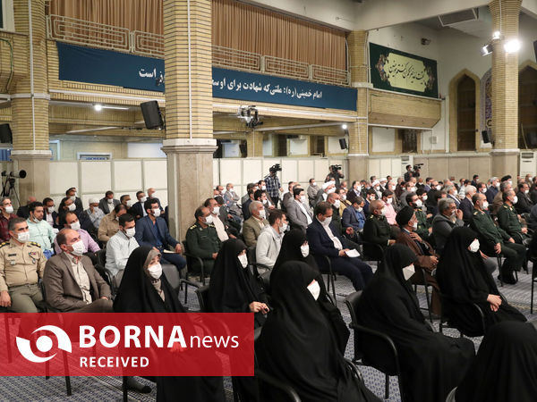 دیدار دست‌اندرکاران برگزاری کنگره شهدای استان قم با مقام معظم رهبری