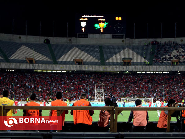 دیدار تیم های فوتبال پرسپولیس- ماشین سازی تبریز