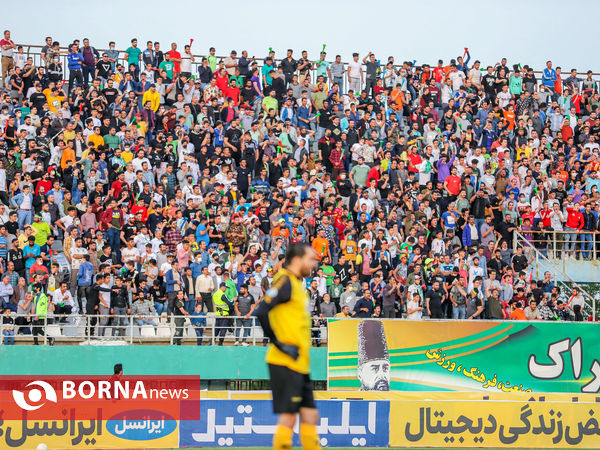 دیدار تیم های فوتبال آلومینیوم - نساجی