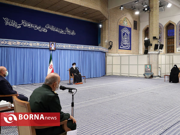 دیدار دست‌اندرکاران مراسم سالگرد شهید سلیمانی با رهبر انقلاب اسلامی