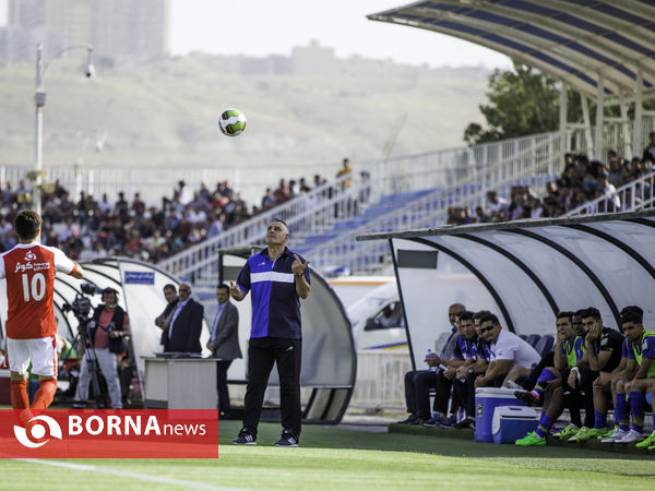 دیدار تیم های گسترش فولاد تبریز و پرسپولیس با برتری شاگردان برانکو
