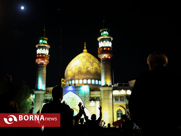 عزاداری شب عاشورا در میدان فلسطین