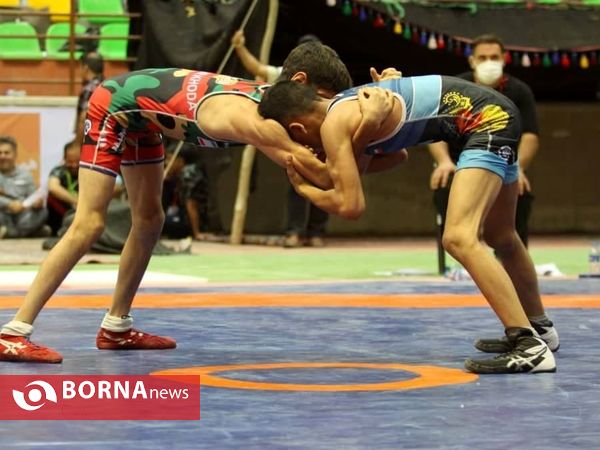 برگزاری مسابقات کشتی آزاد نونهالان کشور در الیگودرز