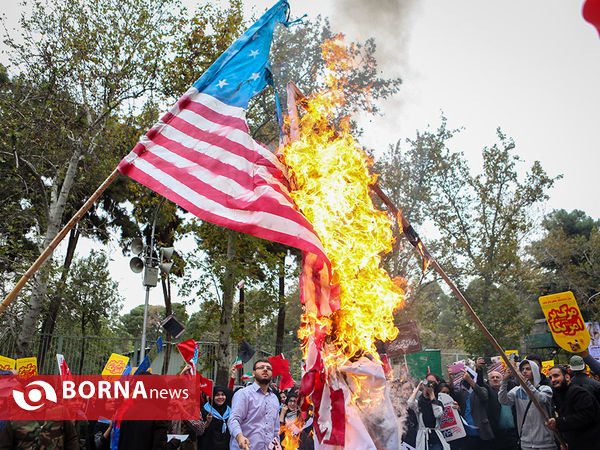 راهپیمایی ۱۳ آبان - تهران