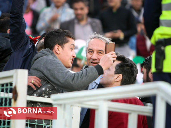 دیدار تیم های ملی ایران و عمان