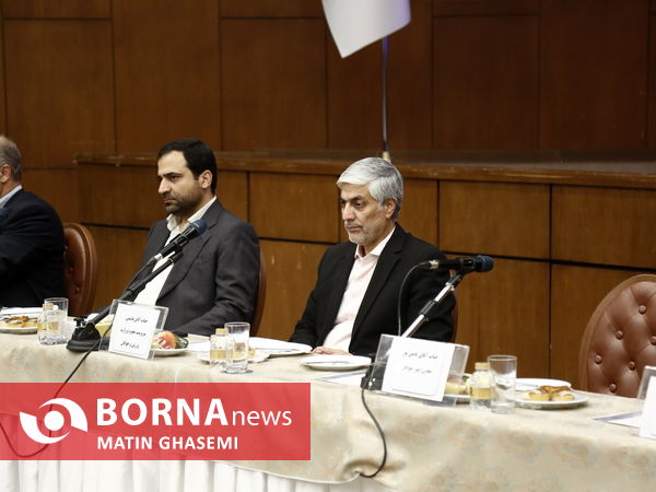 نشست مدیران کل ورزش و جوانان استان ها با سرپرست وزارت ورزش و جوانان