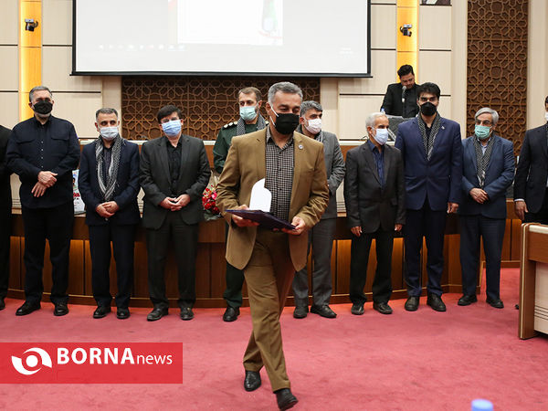 مراسم تجلیل از خانواده شهدا و ایثارگران ورزش روستایی