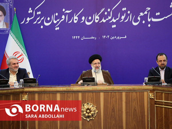 دیدار جمعی از تولیدکنندگان و کارآفرینان با رئیس جمهوری