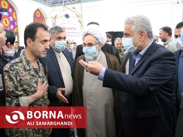 میز خدمت جهادی در مصلی رشت