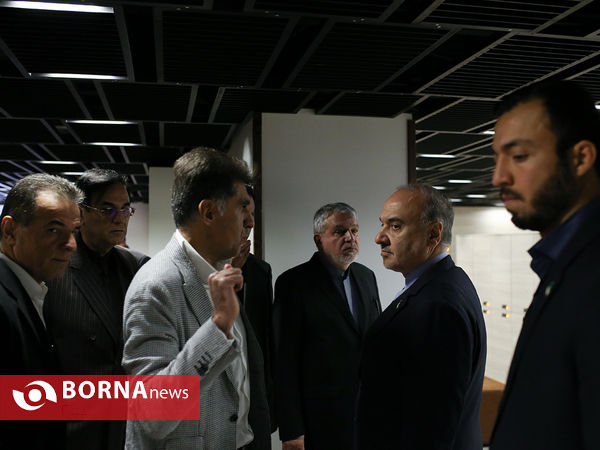بازدید وزیر ورزش و جوانان از باشگاه تنیس آرشا