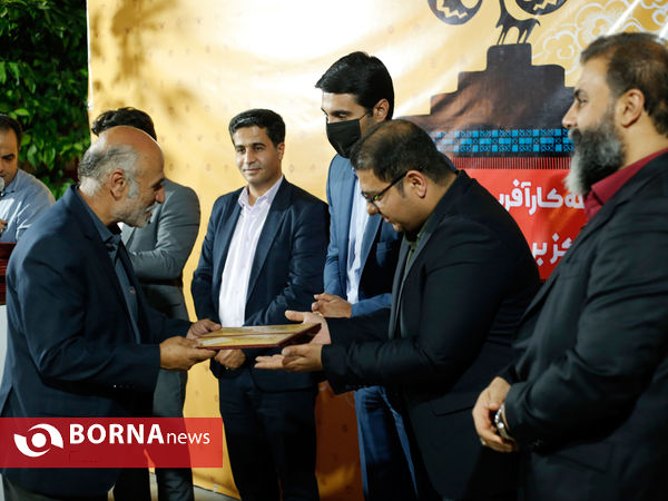 نشست «توسعه کارآفرینی فرهنگی با تمرکز بر صنایع دستی» در شیراز