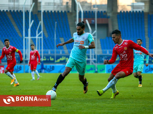 دیدار تیم های شهرخودرو مشهد و سایپا تهران