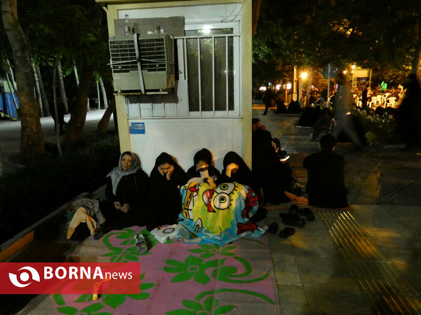مراسم احیای شب بیست و سوم ماه رمضان در شهر مشهد