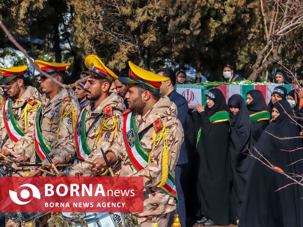 استقبال دانشجویان از شهید گمنام