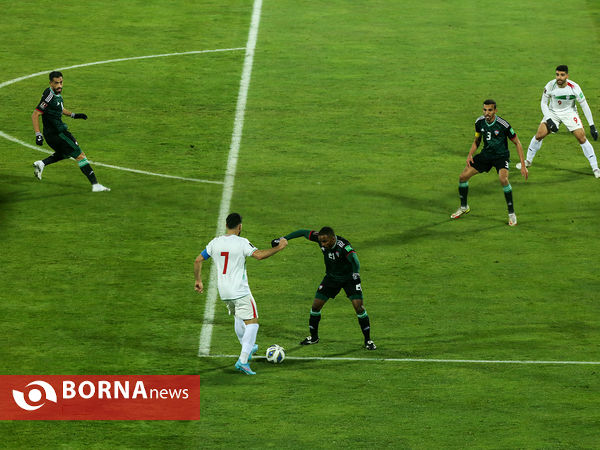 دیدار تیم های فوتبال ایران - امارات