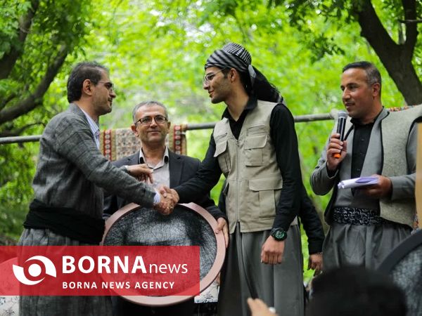 چهارمین جشنواره توت فرنگی کردستان
