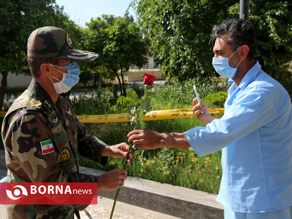 تجلیل مقامات ارشد فارس از عوامل بیمارستان پشتیبان ارتش ویژه بیماران کرونایی