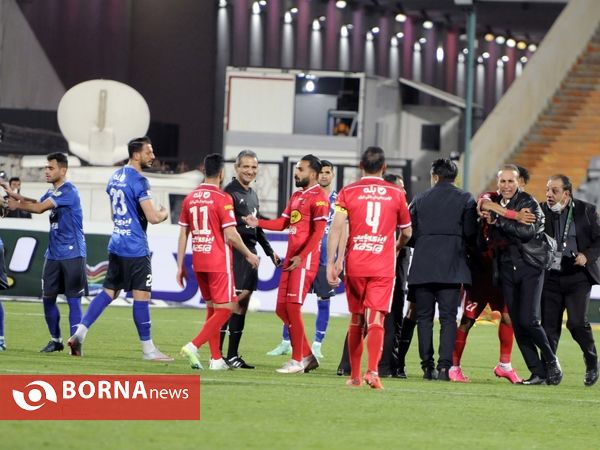 در حاشیه نود و هشتمین دربی پایتخت