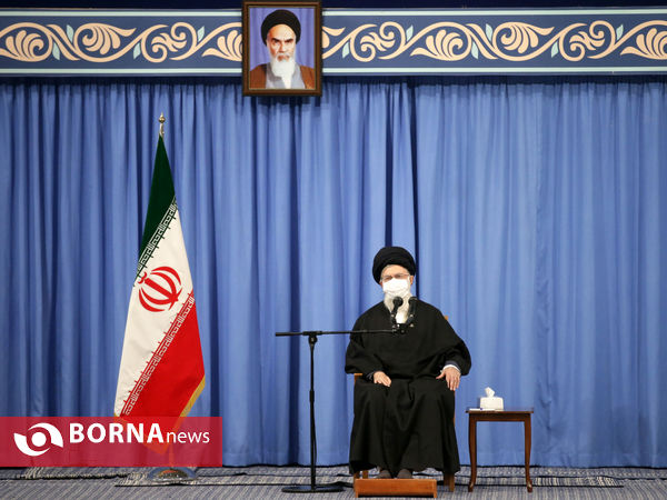 دیدار دست‌اندرکاران مراسم سالگرد شهید سلیمانی با رهبر انقلاب اسلامی