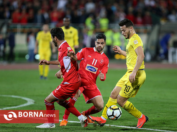 دیدار تیم های فوتبال پرسپولیس - السد