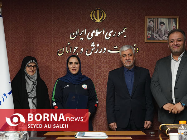 دیدار بانوان مدال آور با وزیر ورزش و جوانان