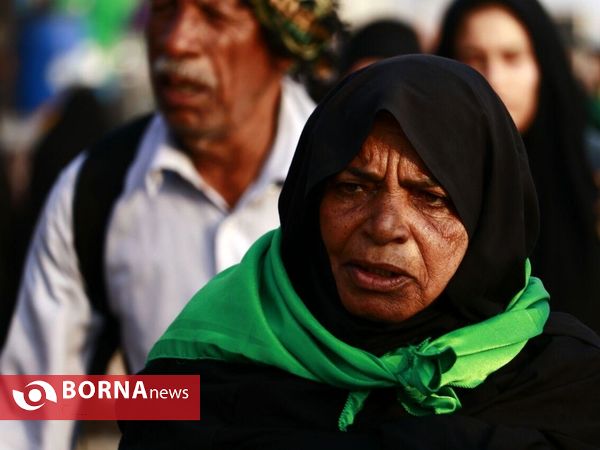 نمای نزدیک اربعینیون شلمچه