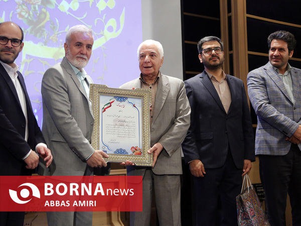 رونمایی از سردیس بزرگان صنایع دستی و هنرهای سنتی در شیراز