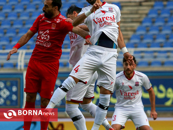 دیدار تیم های شهرخودرو مشهد و نساجی مازندران