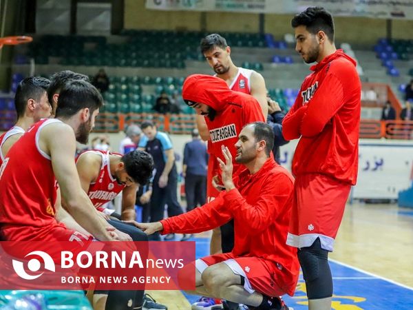 دیدار تیم های بسکتبال نبوغ - توفارقان