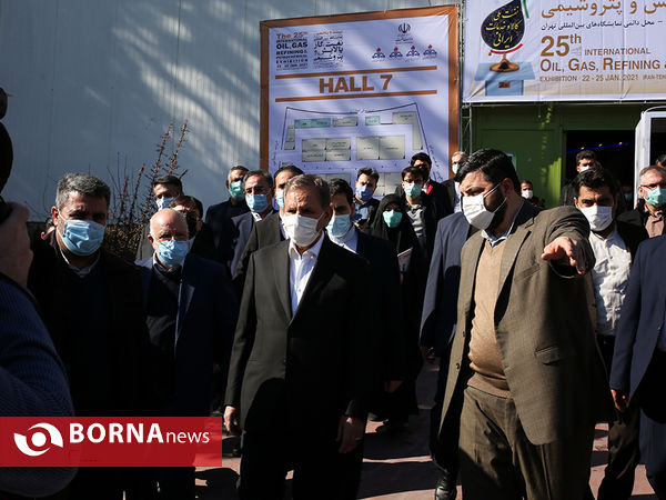 بازدید جهانگیری از نمایشگاه بین المللی نفت، گاز، پالایش و پتروشیمی