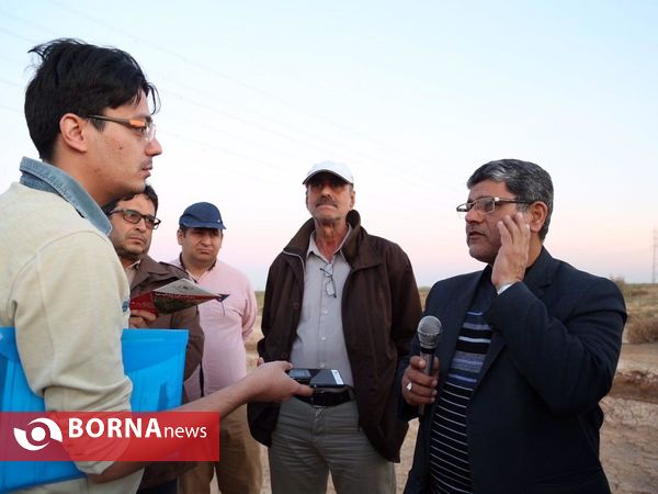 بازديد خبرنگاران از عمليات مهار ريزگردها