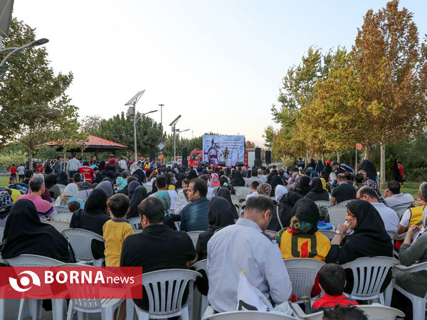 در حاشیه همایش پیاده روی روز ملی آتش نشانی