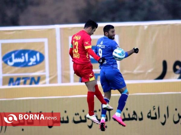 دیدار تیم های نفت تهران - استقلال تهران