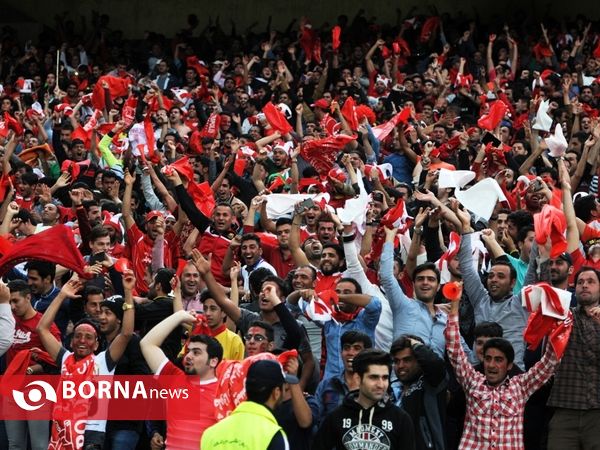 دیدار تیم های پرسپولیس تهران - استقلال تهران