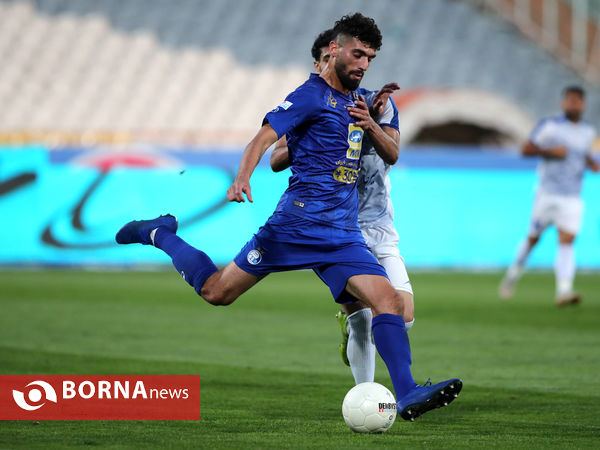 دیدار تیم های استقلال تهران - گل گهر سیرجان